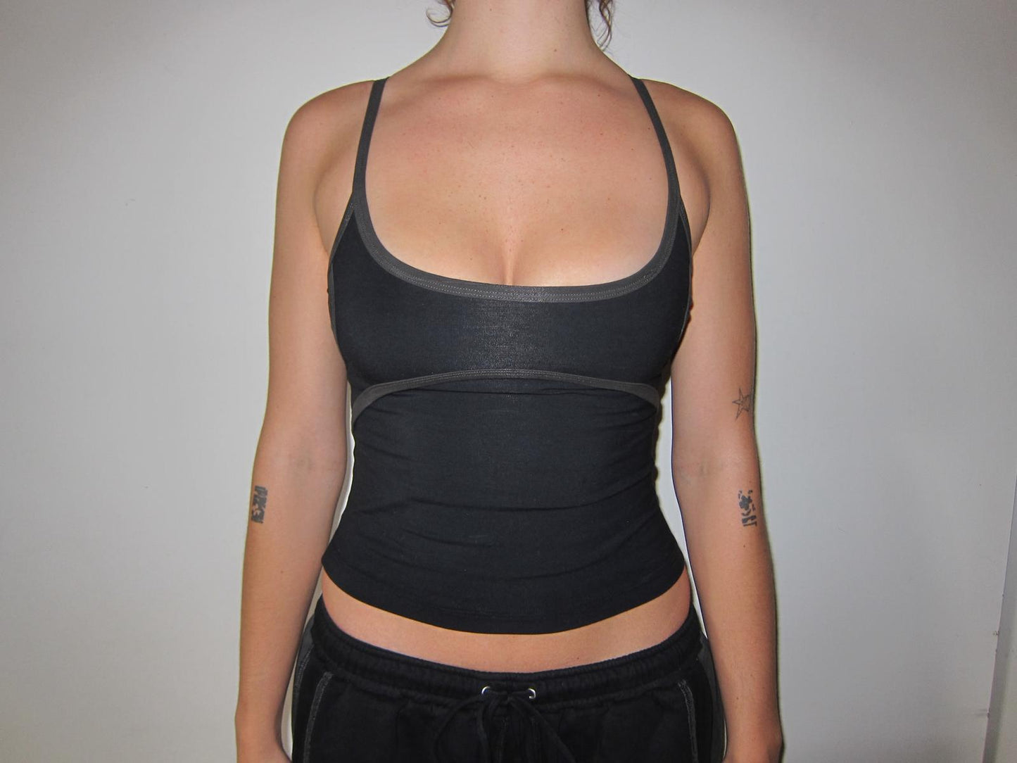 Spit Singlet Black